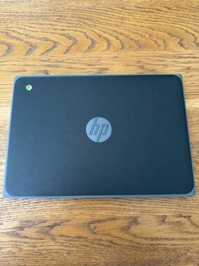 SALE HP Chromebook Matte Black Top with Charger